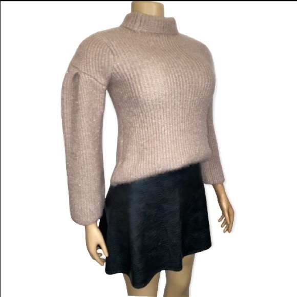 Romeo & Juliet Sweater ribbed Mock neck Puff shoulders beige size M - Picture 5 of 17